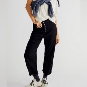Osaka Relaxed Jeans